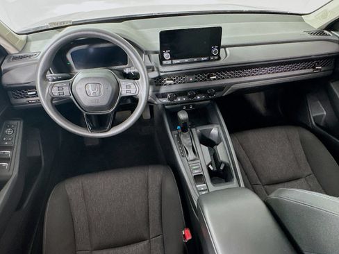 Used 2024 Honda Accord EX image 19