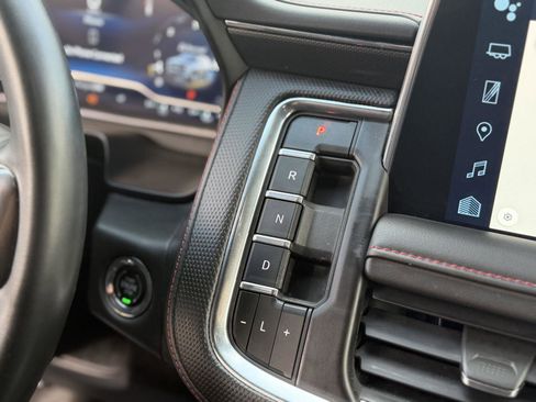 Used 2023 Chevrolet Tahoe RST w/ Luxury Package image 25