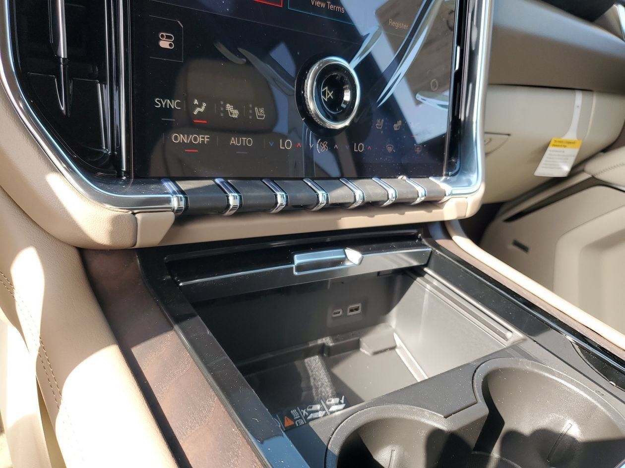 New 2026 GMC Yukon Denali RWD image 23