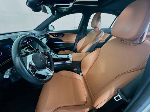 Used 2023 Mercedes-Benz C 300 Sedan image 13