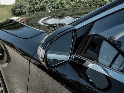 Used 2019 Mercedes-Benz S 560 4MATIC Sedan image 42