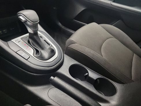 Used 2020 Kia Forte LXS FWD image 26