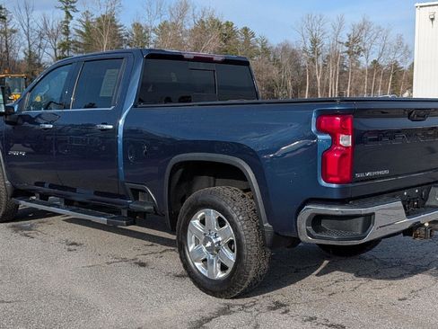 Used 2020 Chevrolet Silverado 2500 LTZ AWD/4WD image 6