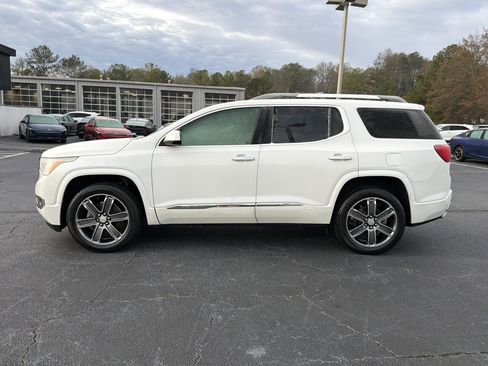 Used 2019 GMC Acadia Denali w/ Technology Package image 4