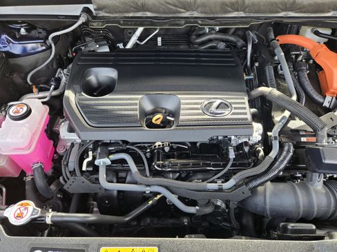 Used 2024 Lexus RX 350h Premium Package w/ Convenience Package image 40