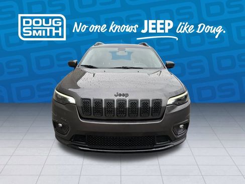 Used 2019 Jeep Cherokee Latitude Plus image 5