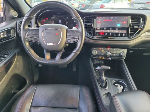 Used 2023 Dodge Durango GT image 10