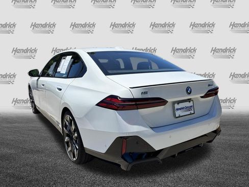 Certified 2025 BMW i5 eDrive40i w/ M Sport Package RWD image 8