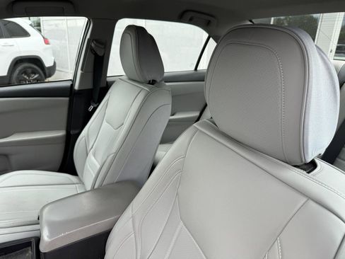 Used 2017 Toyota Camry SE FWD image 15