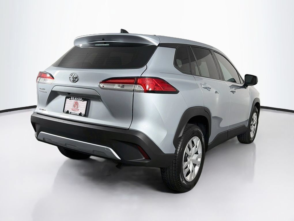Used 2023 Toyota Corolla Cross L FWD image 10