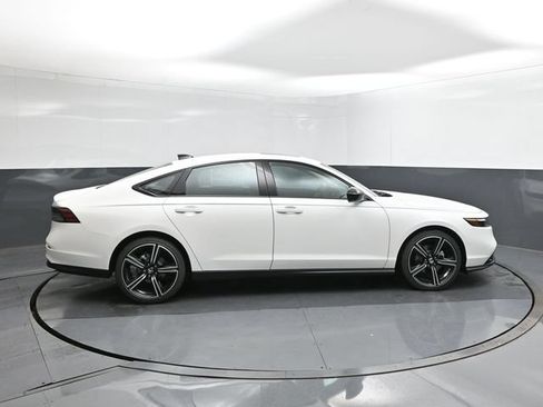 New 2026 Honda Accord SE image 11