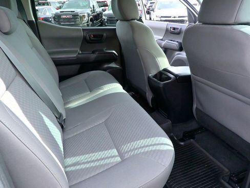 Used 2022 Toyota Tacoma SR image 16