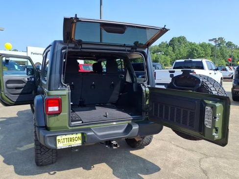 Used 2023 Jeep Wrangler Unlimited Sport AWD/4WD image 17