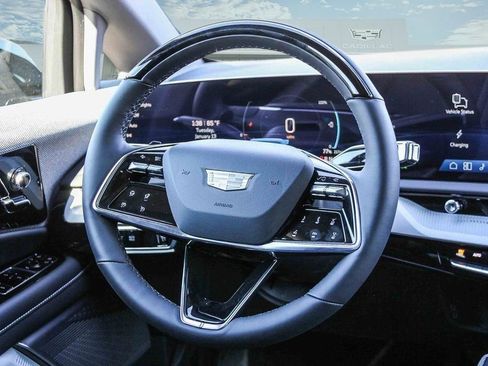 New 2026 Cadillac Optiq Sport 1 image 25