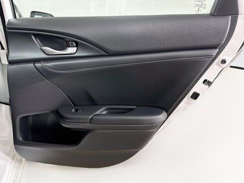 Used 2019 Honda Insight Touring image 30