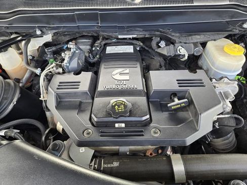 Used 2022 RAM 2500 Laramie AWD/4WD image 29