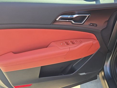 New 2026 Kia Sportage SX Prestige image 18