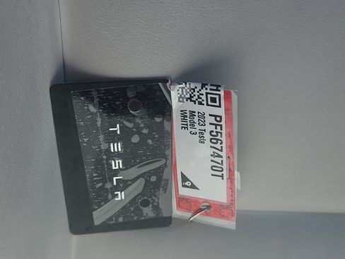 Used 2023 Tesla Model 3 Standard Range image 21