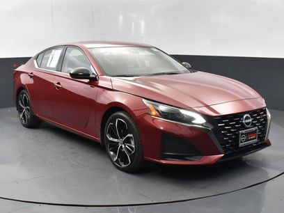 Used 2024 Nissan Altima 2.5 SR w/ SR Premium Package