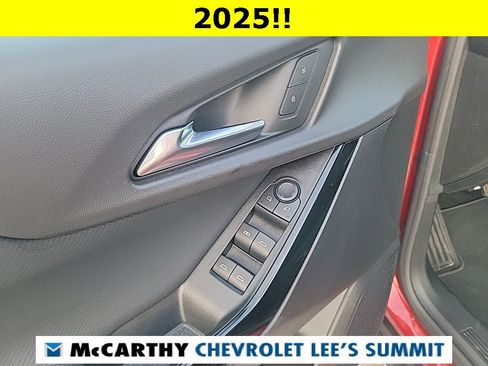 Certified 2025 Chevrolet Equinox LT image 24