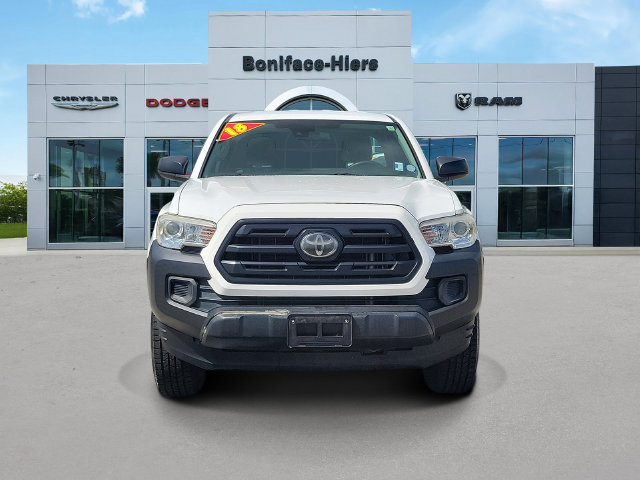 Used 2018 Toyota Tacoma SR AWD/4WD image 2