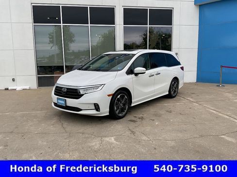 Certified 2024 Honda Odyssey Elite image 1