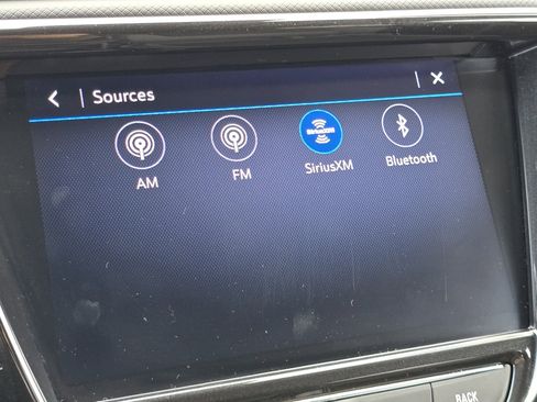 Used 2022 Chevrolet TrailBlazer LT w/ Convenience Package image 6