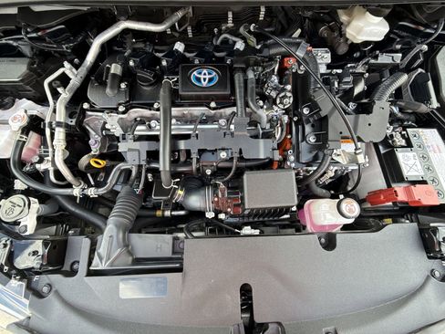 Certified 2024 Toyota Corolla LE FWD image 17