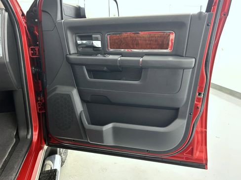 Used 2010 Dodge Ram 2500 Truck Laramie w/ Protection Group AWD/4WD image 16