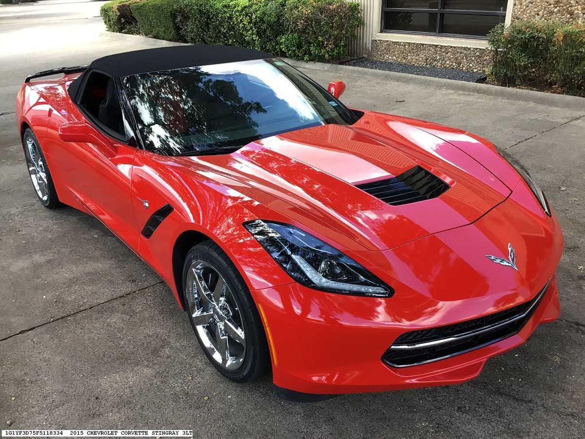 Used 2015 Chevrolet Corvette Stingray Convertible w/ 3LT Preferred Equipment Group RWD image 3