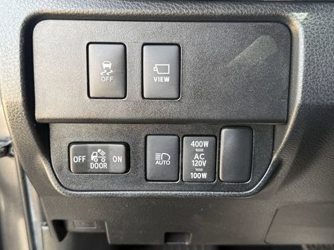 Used 2022 Toyota Tacoma Limited w/ Nightshade Package AWD/4WD image 21