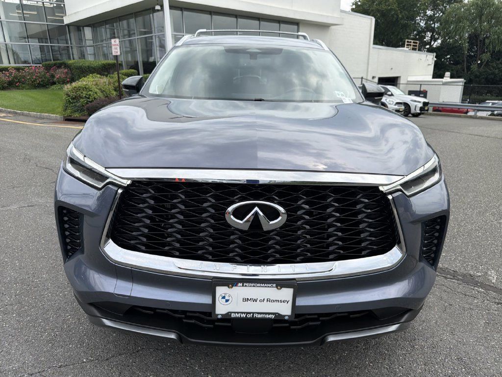 Used 2023 INFINITI QX60 Sensory AWD/4WD image 14