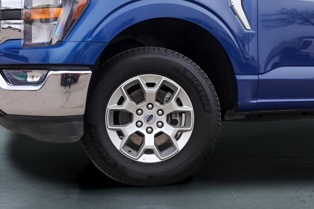 Used 2023 Ford F150 XLT AWD/4WD image 3