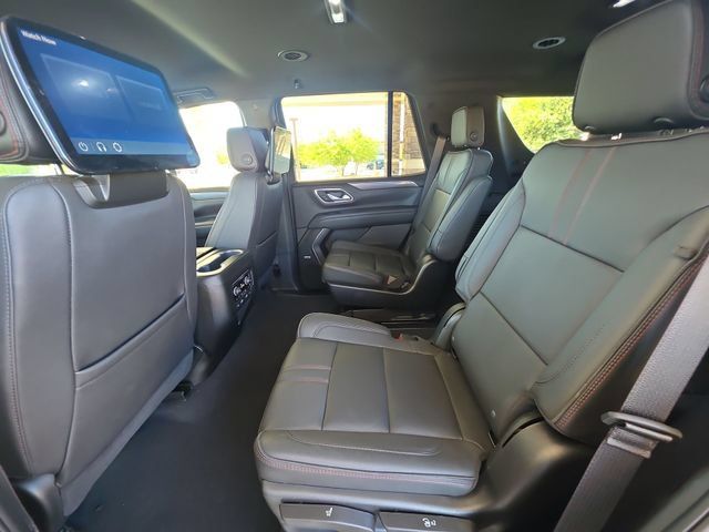 Used 2023 Chevrolet Tahoe RST w/ RST Performance Edition AWD/4WD image 24