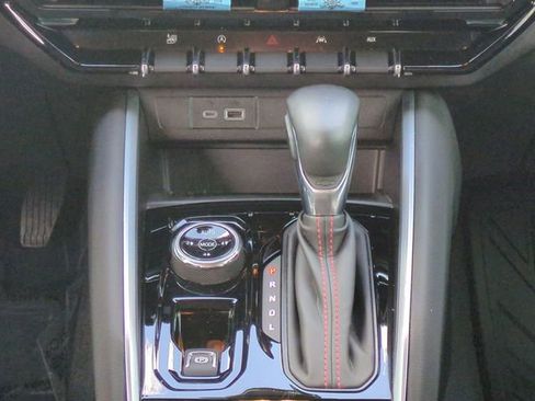 Certified 2024 Chevrolet Colorado Z71 w/ Z71 Convenience Package 2 AWD/4WD image 20