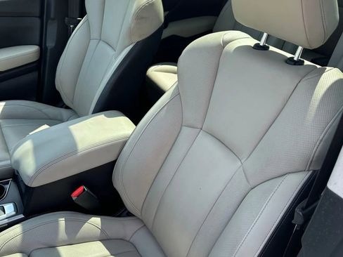 Used 2019 Subaru Ascent Limited w/ Popular Package #2 image 15