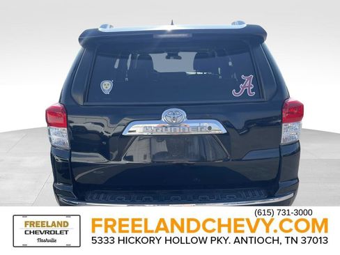 Used 2010 Toyota 4Runner Limited RWD image 5