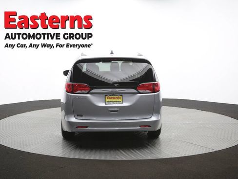 Used 2021 Chrysler Voyager L FWD image 35