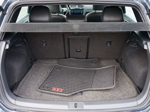 Used 2019 Volkswagen GTI SE image 29