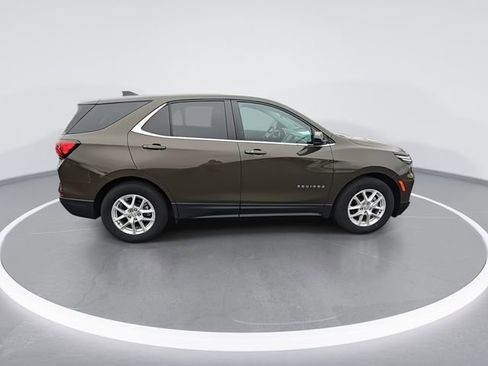 Used 2023 Chevrolet Equinox LT image 9