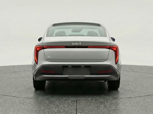 Used 2025 Kia K4 LXS image 7
