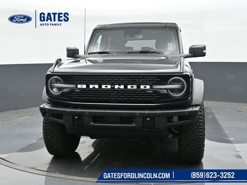 Used 2024 Ford Bronco Wildtrak image 5