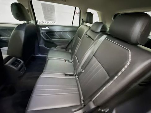Used 2024 Volkswagen Tiguan SE image 23