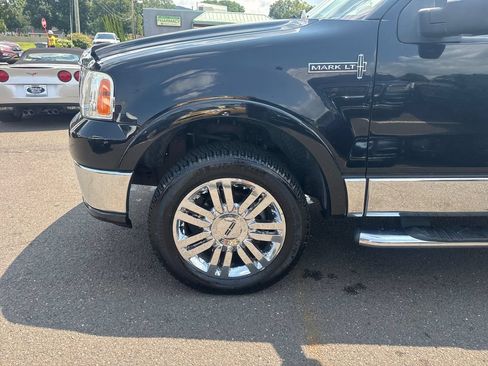 Used 2007 Lincoln Mark LT 4x4 image 27