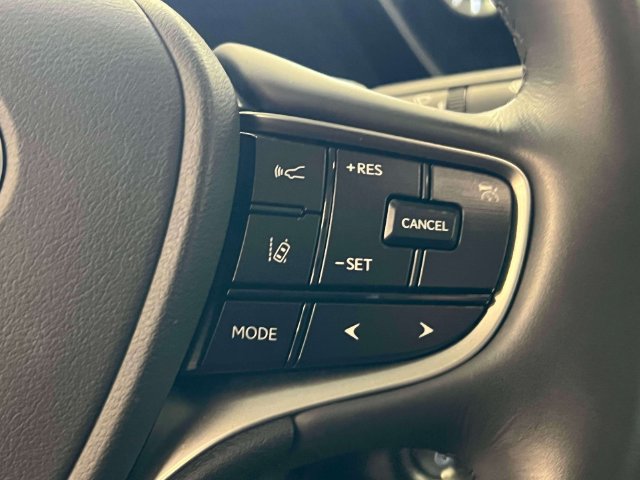 Certified 2024 Lexus ES 300h w/ Premium Package FWD image 26