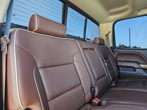 Used 2019 Chevrolet Silverado 2500 High Country AWD/4WD image 13