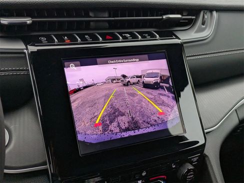 New 2025 Jeep Grand Cherokee L Laredo w/ Luxury Tech Group I image 23