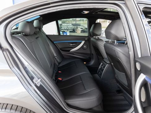 Used 2016 BMW 340i xDrive Sedan AWD/4WD image 26