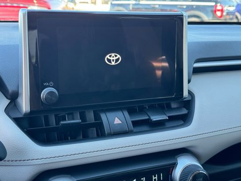 Used 2023 Toyota RAV4 XLE image 28