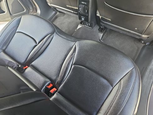 Used 2024 Jeep Compass Limited image 11